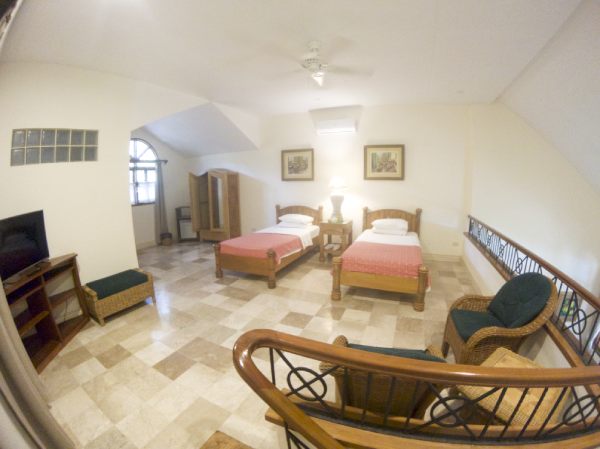Coco Villa Premier Suite - Coco Grove Beach Resort, Siquijor, Philippines